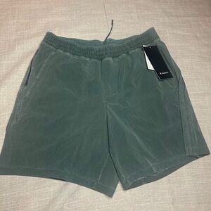 Lululemon Athletica Green Athletic Shorts Elastic Waistband